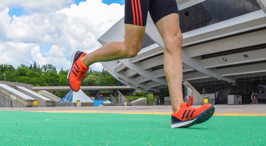 Running: une foulée attaque-talon, médio-pied ou avant-pied?